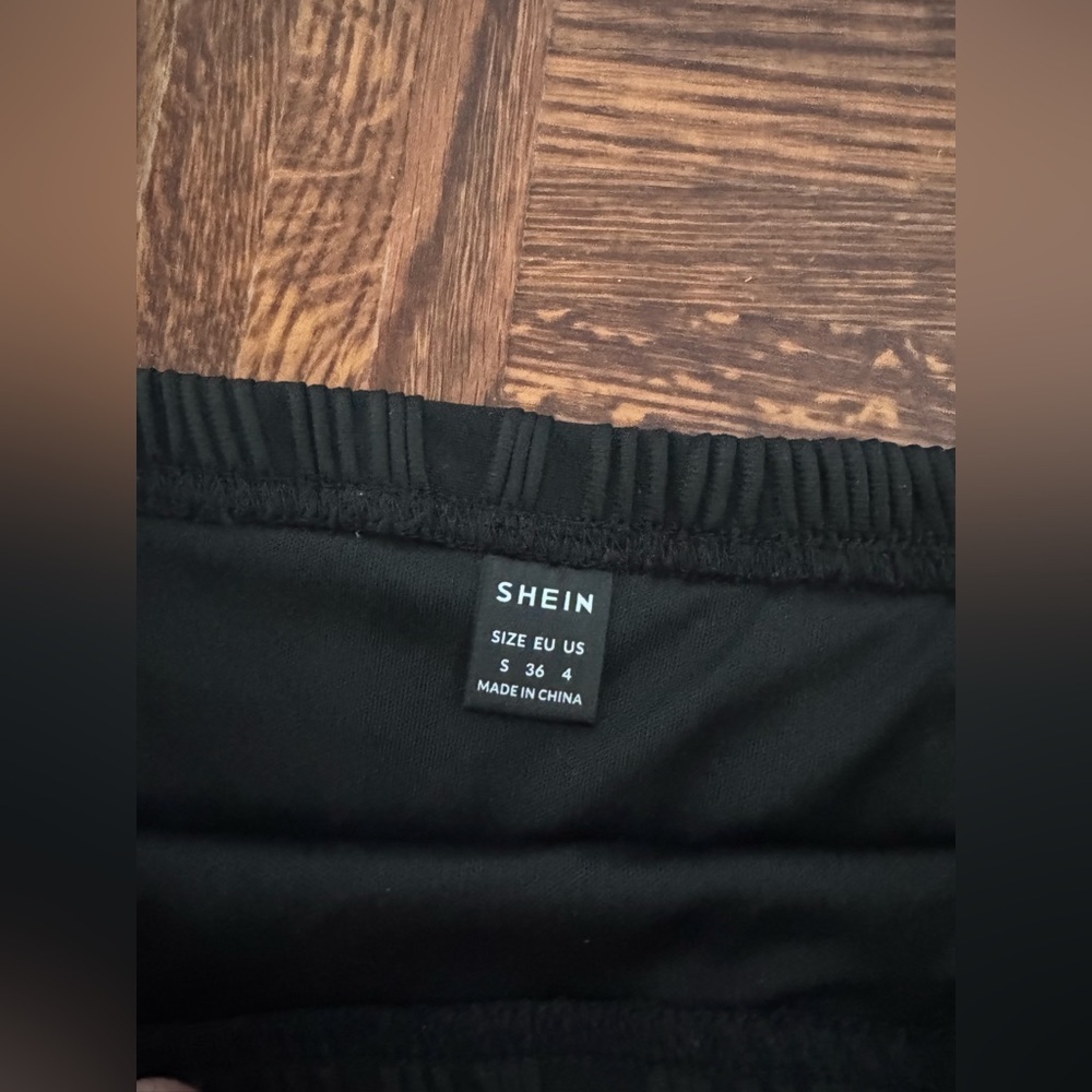 SHEIN ICON BODYCON MINI SKIRT IN BLACK *SKIRT ONLY* SIZE S TEXTURE KNIT FABRIC - Picture 8 of 8